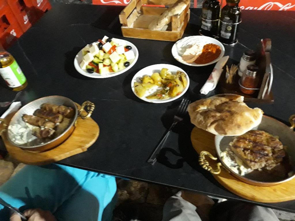 Heerlijk, lokaal Prizren eten...